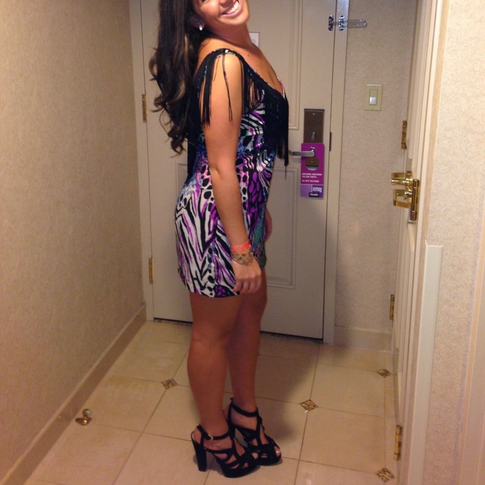 Printed fringe dress - Picture 8 of 8